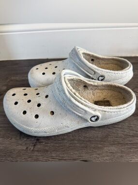 Crocs Classic Lined Fuzzy Clog Grey Women’s Size 8